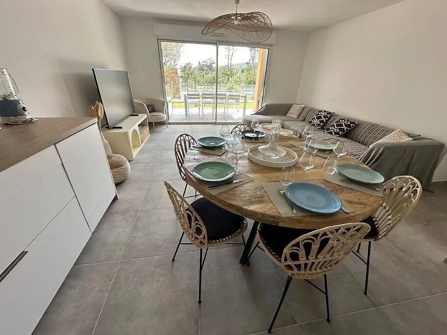 Magnifique T4 Neuf De 90M2 Avec Jardin Et Piscine Au Coeur De Sainte Maxime Lejlighed Sainte-Maxime