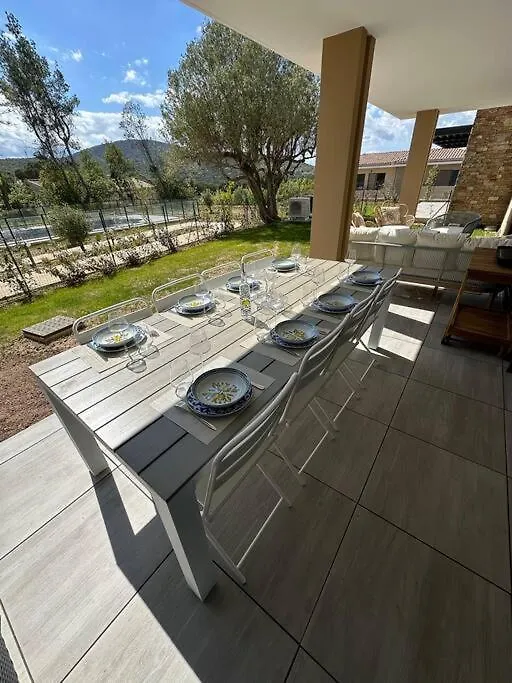 Magnifique T4 Neuf De 90M2 Avec Jardin Et Piscine Au Coeur De Sainte Maxime Lejlighed