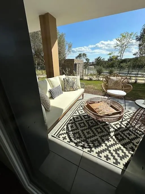 Magnifique T4 Neuf De 90M2 Avec Jardin Et Piscine Au Coeur De Sainte Maxime Lejlighed  Sainte-Maxime